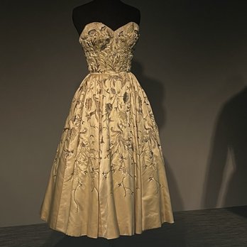 The Museum at FIT - Dior! - Museums Near Me - New York, New York The Museum at FIT - Dior! - Museums Near Me - New York, New York