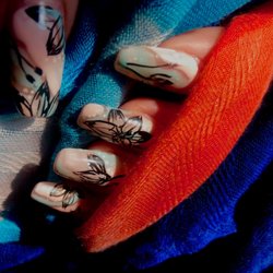 Nails By Jada - Marble Flower art