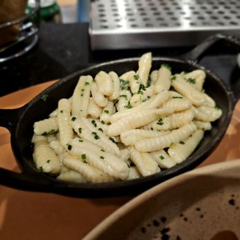 Et Voila - Cavatelli pasta - French Near Me - Washington, DC, District of Columbia Et Voila - Cavatelli pasta - French Near Me - Washington, DC, District of Columbia