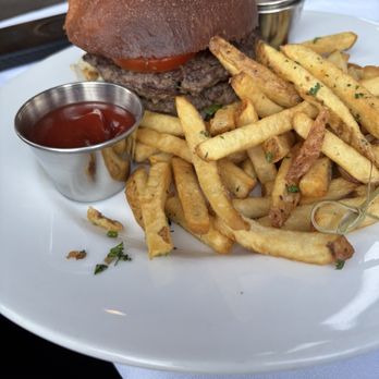 Baily's Old Town - Bailey smash burger (no cheese) was full of flavor - New American Near Me - Temecula, California