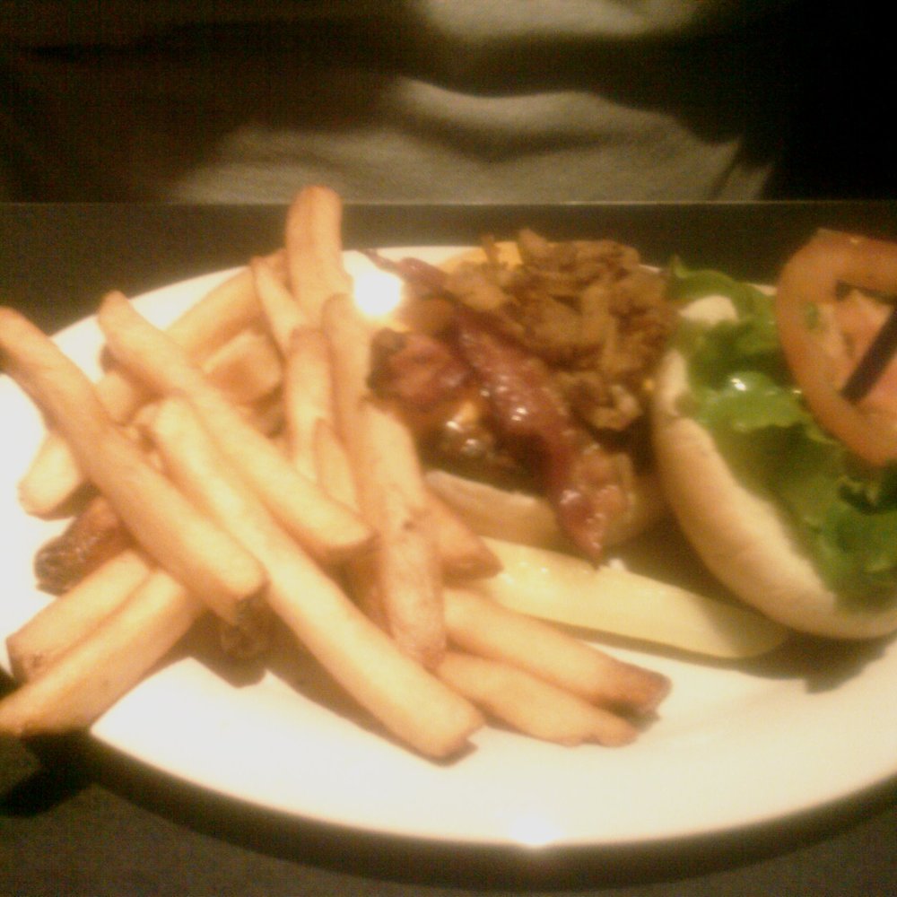 Winking Lizard - bacon burger and fries - Burgers Near Me - Akron, Ohio Winking Lizard - bacon burger and fries - Burgers Near Me - Akron, Ohio