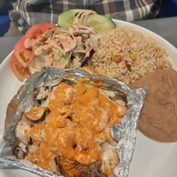 Fish filet, shrimps, octopus pieces topped with melted cheese and sauce
