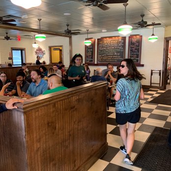Metro Diner - Busy - American Near Me - Casselberry, Florida Metro Diner - Busy - American Near Me - Casselberry, Florida