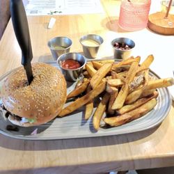 Just Falafel Vegan Cafe - Beetroot burger