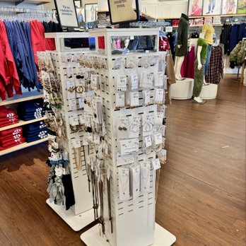 Gap Factory - Women's Clothing Near Me - Norfolk, Virginia Gap Factory - Women's Clothing Near Me - Norfolk, Virginia