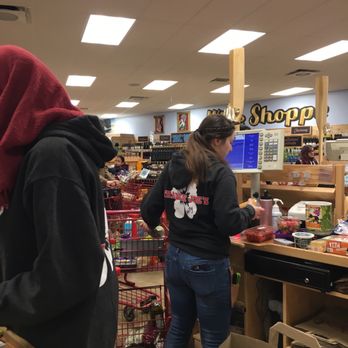 Trader Joe's - Checkout - Grocery Near Me - Fairfax, Virginia