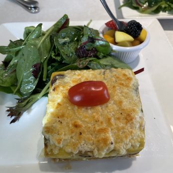 Del Ray Cafe - Choice of Vegetarian or Meat Quiche of the Day - French Near Me - Alexandria, Virginia Del Ray Cafe - Choice of Vegetarian or Meat Quiche of the Day - French Near Me - Alexandria, Virginia