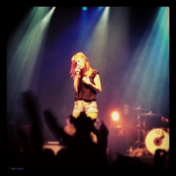 La Cigale - Paramore 01.04.2013 - @StevenVaDePa - Music Venues Near Me - Paris, 75 La Cigale - Paramore 01.04.2013 - @StevenVaDePa - Music Venues Near Me - Paris, 75
