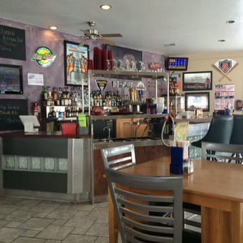 Beamers Bar And Grill - The bar - Sports Bars Near Me - Birch Run, Michigan