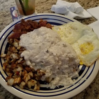 The Grand Inn - Biscuits and Gravy Breakfast was Amaaazing!!!! We will be back for all the great things being served at the Grand Inn. - Dive Bars Near Me - Covina, California