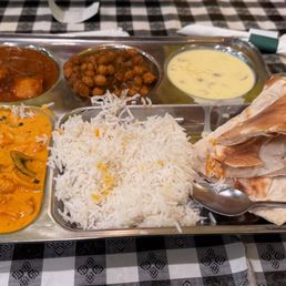 A wonderfully rich non-vegetarian, lunch plate. The flavors are immense and intense. A wonderfully rich non-vegetarian, lunch plate. The flavors are immense and intense.