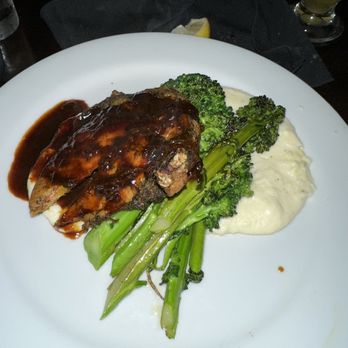 Perch - chicken supreme with yummy sauce. perfect portion! - Lounges Near Me - Los Angeles, California