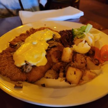 Black Forest Restaurant - champignon schnitzel - German Near Me - Harrison Hot Springs, British Columbia Black Forest Restaurant - champignon schnitzel - German Near Me - Harrison Hot Springs, British Columbia