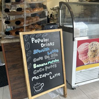 Coffee and Chisme - Menú - Coffee & Tea Near Me - South Gate, California Coffee and Chisme - Menú - Coffee & Tea Near Me - South Gate, California
