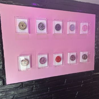 Bagel Boutique - Decor - Bagels Near Me - Mechanicsburg, Pennsylvania