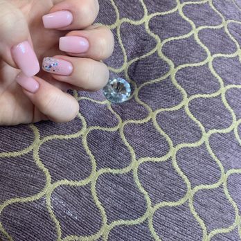 Hands Down Too Nail Salon - Nail Salons Near Me - Claremont, California