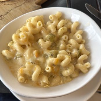 Salud! de Mesilla - Green chile mac and cheese! - New American Near Me - Las Cruces, New Mexico Salud! de Mesilla - Green chile mac and cheese! - New American Near Me - Las Cruces, New Mexico