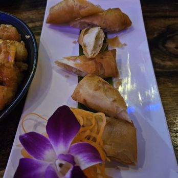 Jade Eatery And Lounge - Shrimp rolls - Asian Fusion Near Me - Forest Hills, New York Jade Eatery And Lounge - Shrimp rolls - Asian Fusion Near Me - Forest Hills, New York