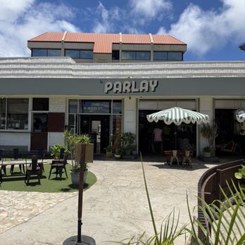The Parlay - Out front - Cupcakes Near Me - Wailuku, Hawaii The Parlay - Out front - Cupcakes Near Me - Wailuku, Hawaii