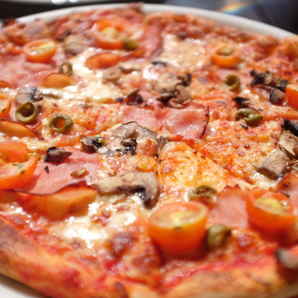Pizza Hut - Tuscan style pizza capricciosa - Pizza Near Me - Kraków, Massachusetts