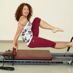 Pilates Plus - Pilates Reformer
