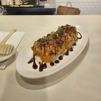 Toro Sushi Poke House - Sushi Bars Near Me - Burbank, California Toro Sushi Poke House - Sushi Bars Near Me - Burbank, California