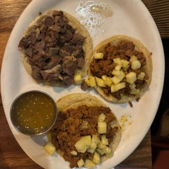 La Doña Mezcaleria - Tacos al pastor and tacos de Lengua - Mexican Near Me - Denver, Colorado La Doña Mezcaleria - Tacos al pastor and tacos de Lengua - Mexican Near Me - Denver, Colorado