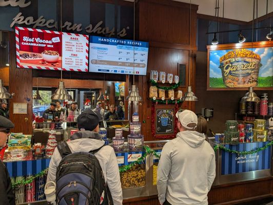 Garrett Popcorn Shops by null