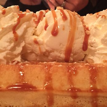 Nero Waffles - Crunchy and light Belgian waffle with vanilla ice cream and caramel. Must have with coffee it's so rich and filling. - Desserts Near Me - Vancouver, British Columbia