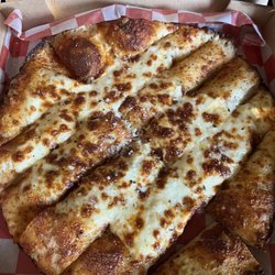 Playlist Pizzeria - Cheese bread