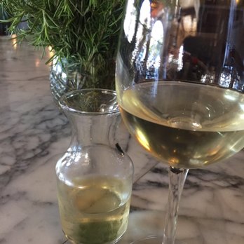It's Italia - Pinot Grigio, St. Michael - Italian Near Me - Half Moon Bay, California