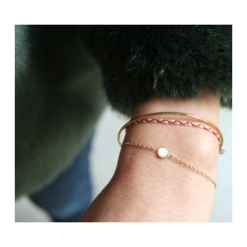 Médecine Douce - Bracelet Bindi Nacre & Jonc Éclat - Collections Les Iconiques - Jewelry Near Me - Paris, 75 Médecine Douce - Bracelet Bindi Nacre & Jonc Éclat - Collections Les Iconiques - Jewelry Near Me - Paris, 75