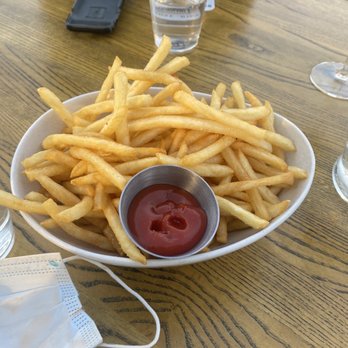 Offshore Rooftop - Side of fries. Still a lot of fries! - New American Near Me - Chicago, Illinois
