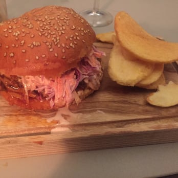 Mikkeller - Pulled pork. Simple amazing! - Beer Bar Near Me - Barcelona, B Mikkeller - Pulled pork. Simple amazing! - Beer Bar Near Me - Barcelona, B