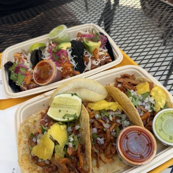 El Chingon - Mexican Near Me - Philadelphia, Pennsylvania El Chingon - Mexican Near Me - Philadelphia, Pennsylvania