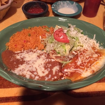 Los Agaves Mexican Grill - Vegetarian Platter. With cheese enchilada, beans, rice, and a bean tostada. - Mexican Near Me - Moline, Illinois Los Agaves Mexican Grill - Vegetarian Platter. With cheese enchilada, beans, rice, and a bean tostada. - Mexican Near Me - Moline, Illinois