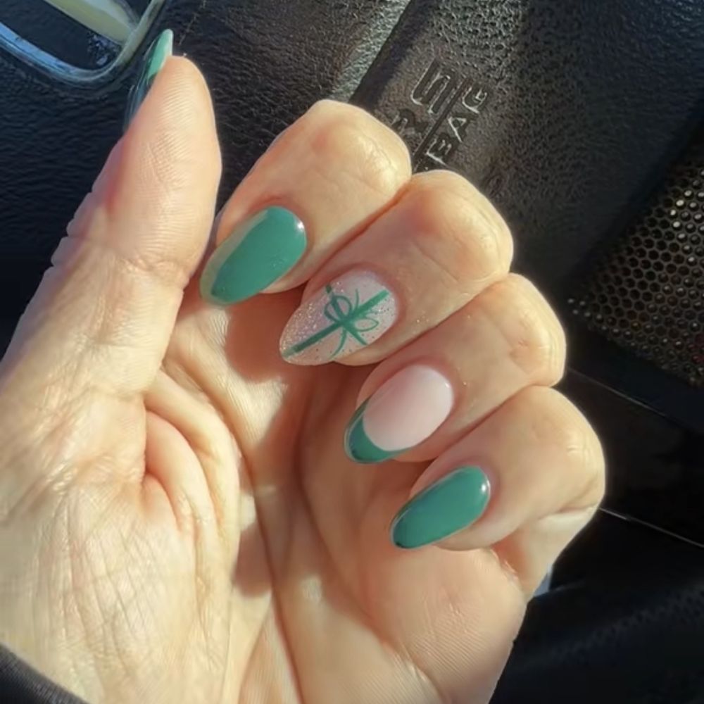 Mojo - Christmas nails! - Nail Salons Near Me - Oceanside, New York Mojo - Christmas nails! - Nail Salons Near Me - Oceanside, New York