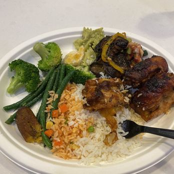 La Vaca Brazilian Grill - Chicken Thigh Herb Brazilian Rice Fried Plantain Cheese Bread (6/12) Broccoli Bowtie Pesto Pasta Grilled Veggie Spanish Rice Green Bean - Brazilian Near Me - Ontario, California