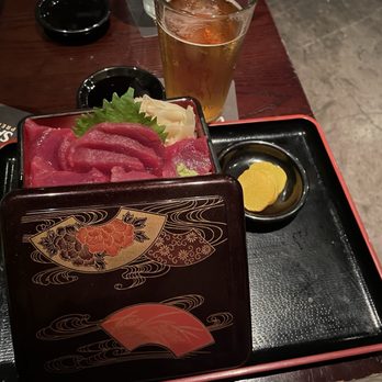 Shino Sushi - Tuna and rice in a bento box - Japanese Near Me - San Diego, California