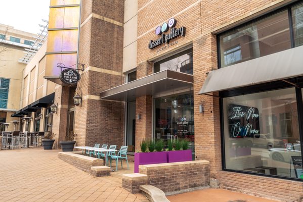 Dessert Gallery Bakery & Cafe by null