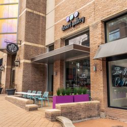 Dessert Gallery Bakery & Cafe