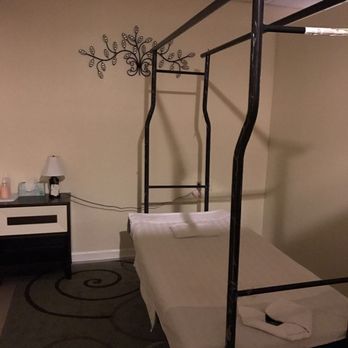 Seven Qi Spa - Our back walk massage bed. - Massage Near Me - New Orleans, Louisiana Seven Qi Spa - Our back walk massage bed. - Massage Near Me - New Orleans, Louisiana