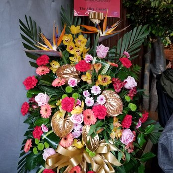 The Alley - Floral arrangement for the grand opening - Bubble Tea Near Me - Toronto, Ontario