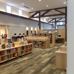 Manchester Community Library