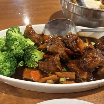 Chinatown Restaurant - Beef - Chinese Near Me - Winchester, Virginia Chinatown Restaurant - Beef - Chinese Near Me - Winchester, Virginia