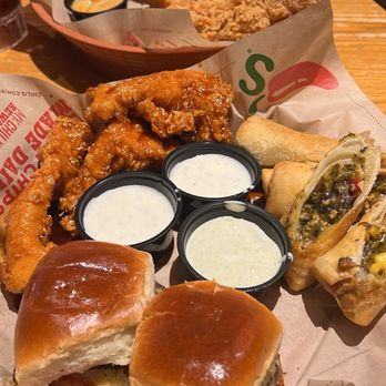 Chili's - Triple Dipper Crispy  Chicken Crispers Combo - American Near Me - Lady Lake, Florida