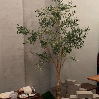 Duo Cafe - Decor - Cafes Near Me - New York, New York