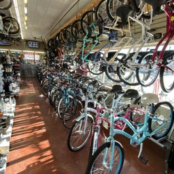 Rock On Wheels Bicycle Shop - More bikes :)