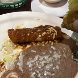 Margaritas Mexican Restaurant & Cantina - Chicen Enchilada Lunch
