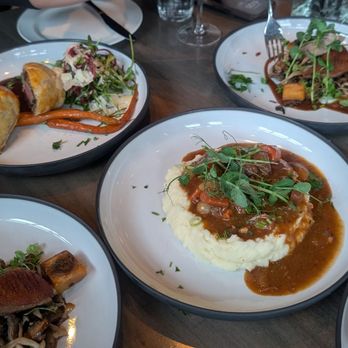 The Raven Room - Duck breast, beef wellington, beef bourgignon. - Cocktail Bars Near Me - Whistler, British Columbia
